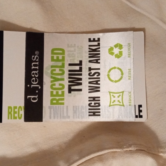 d.jeans - Picture 4 of 6